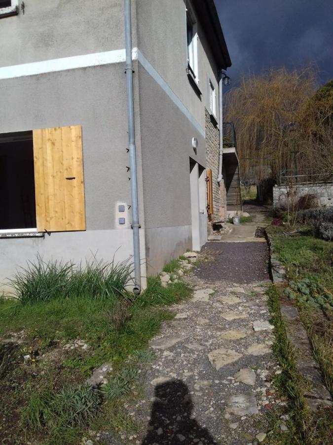 Agréable chambre meublée, vue sur la vallée de l'Auxois Villy-en-Auxois Extérieur photo